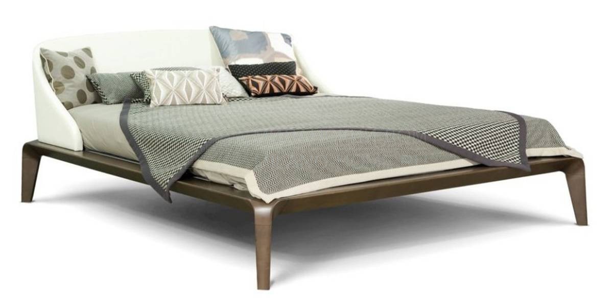 Кровать с мягким изголовьем Brio bed из Франции фабрики ROCHE BOBOIS