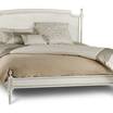 Кровать с деревянным изголовьем Josephine bed