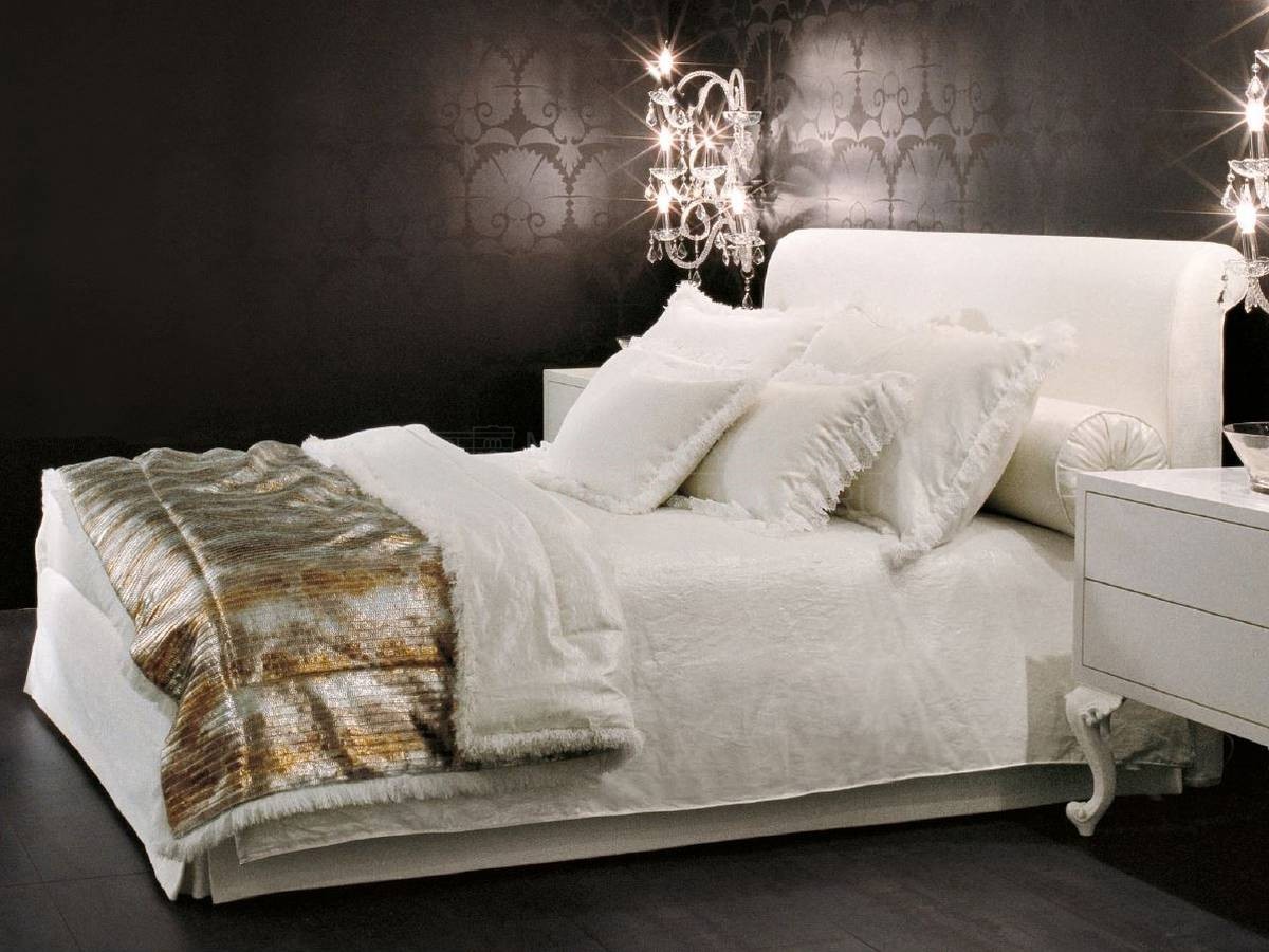Кровать с мягким изголовьем WhyNot BURTON art.142FA2, 142AV из Италии фабрики HALLEY