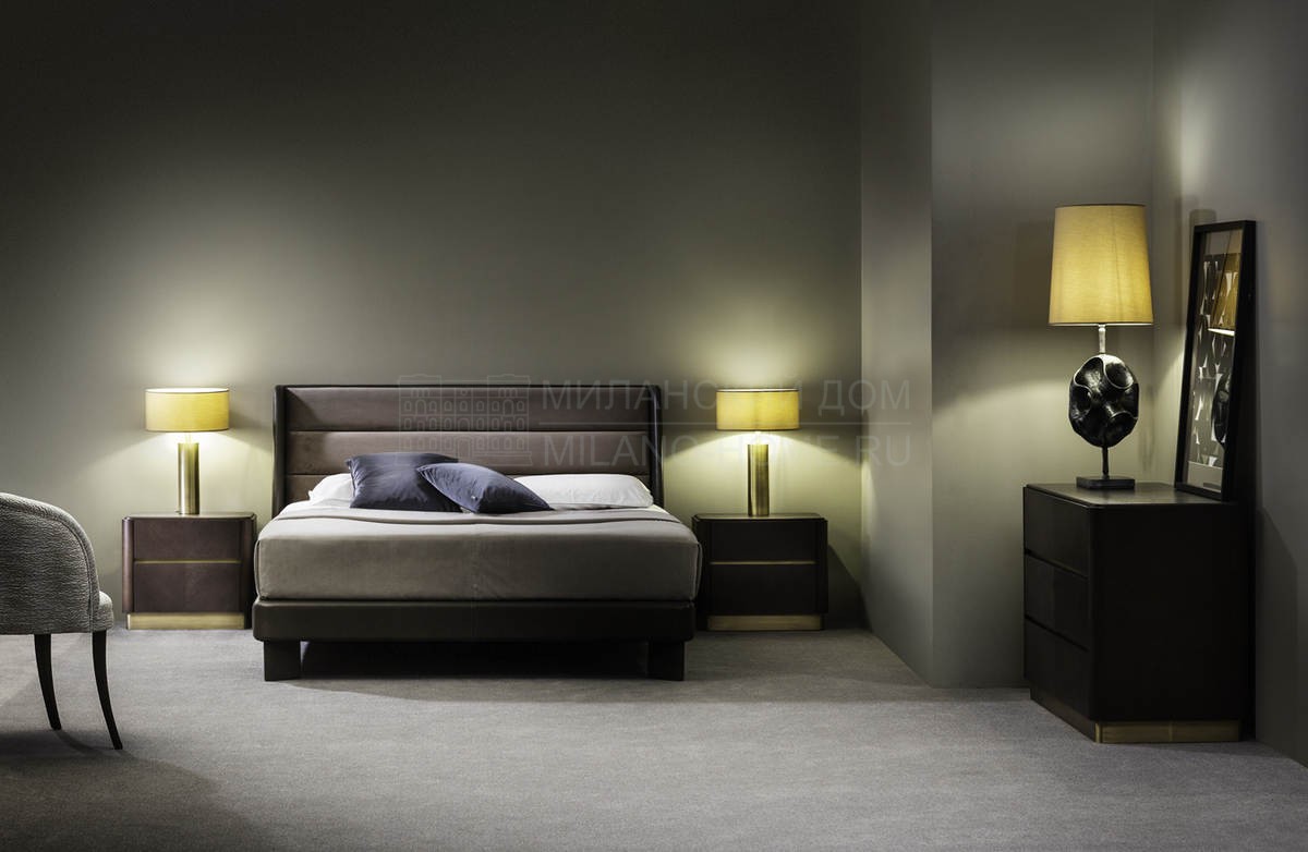 Двуспальная кровать Lazaro bed из Франции фабрики HAMILTON CONTE