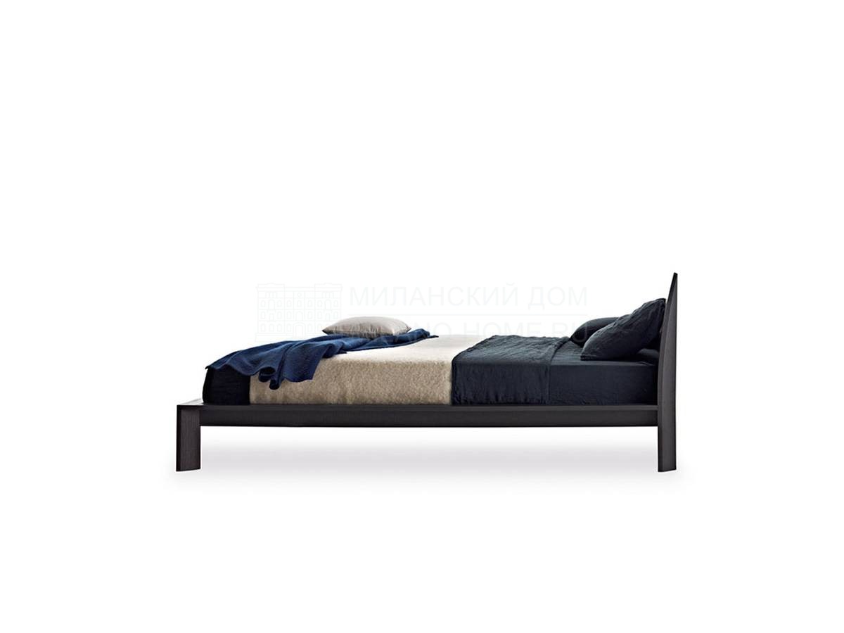 Кровать с деревянным изголовьем Levante/bed из Италии фабрики MOLTENI