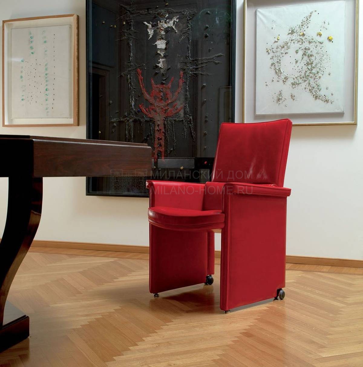 Кожаное кресло Cult V armchair из Италии фабрики MASCHERONI