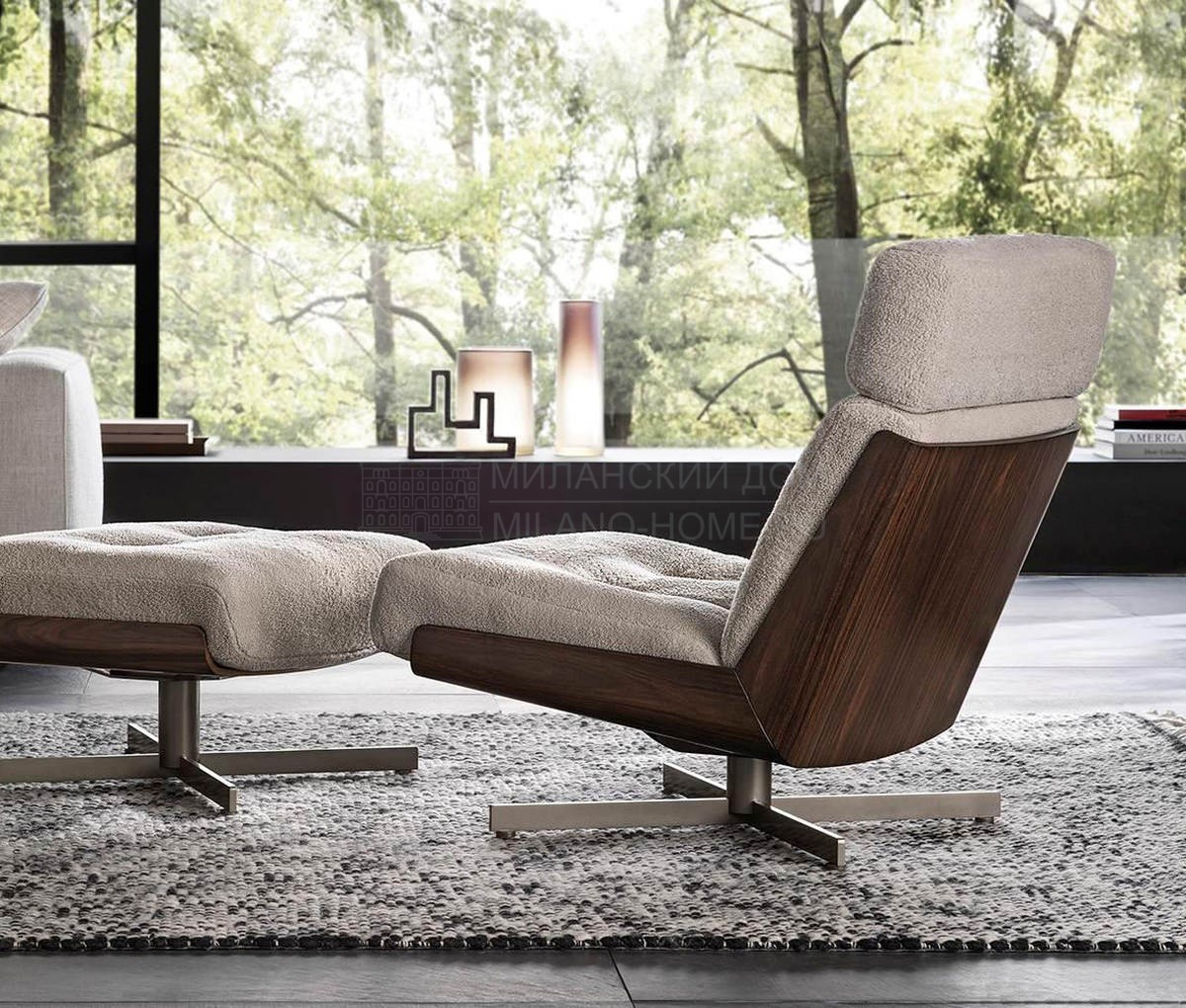 Лаунж кресло Daiki no Arms swivel из Италии фабрики MINOTTI