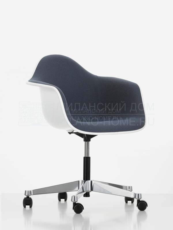 Рабочий стул Eames PACC из Швейцарии фабрики VITRA