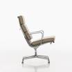 Кожаное кресло Soft Pad Chair EA 215/216 — фотография 2
