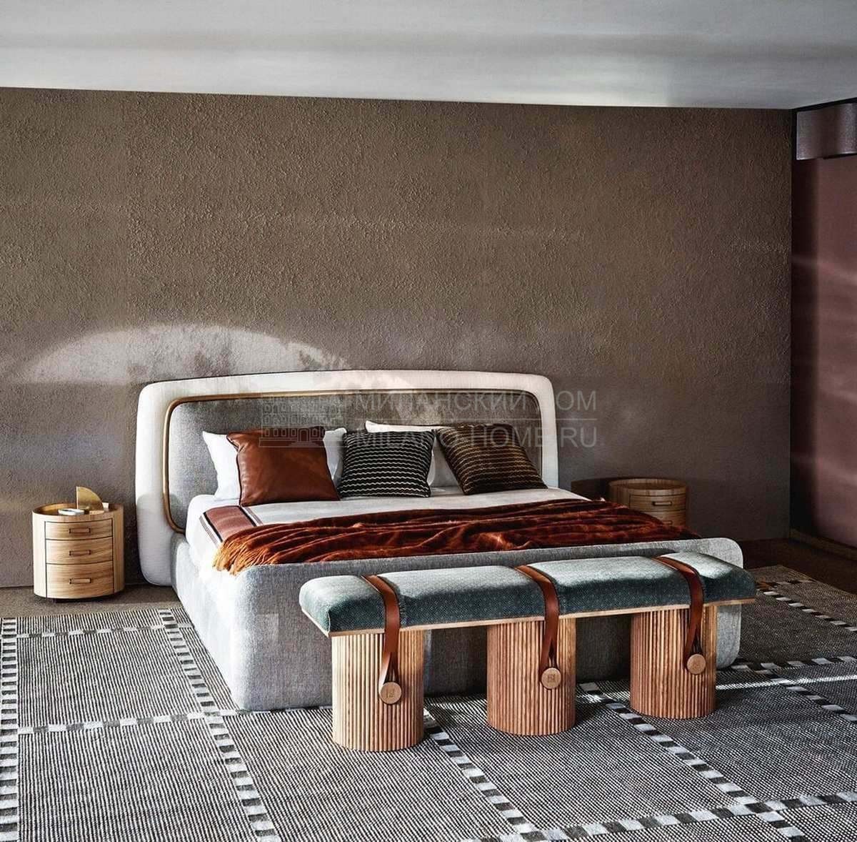 Двуспальная кровать Clouds bed из Италии фабрики FENDI Casa