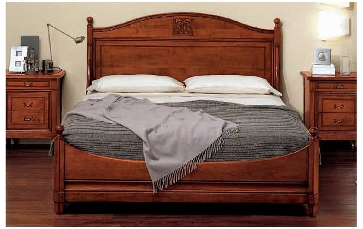 Кровать с деревянным изголовьем Fiocco di seta art.59.351, 59.352 из Италии фабрики BAMAX