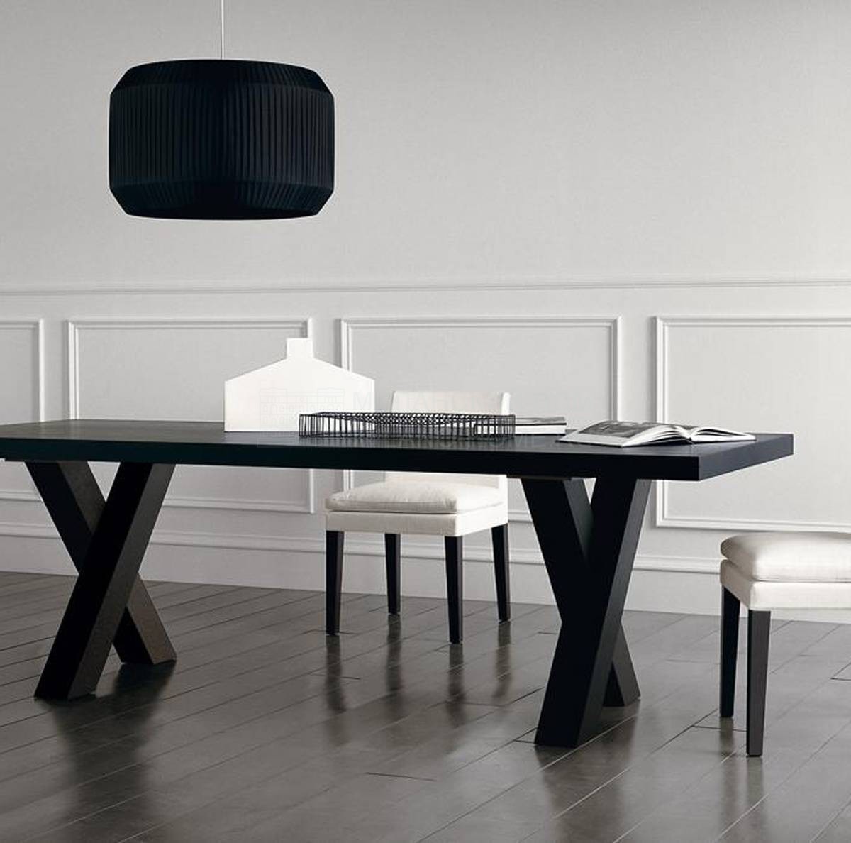 Обеденный стол Andrea table из Италии фабрики CASAMILANO