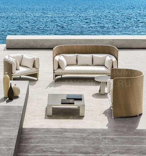Кресло Esedra highback lounge armchair из Италии фабрики ETHIMO