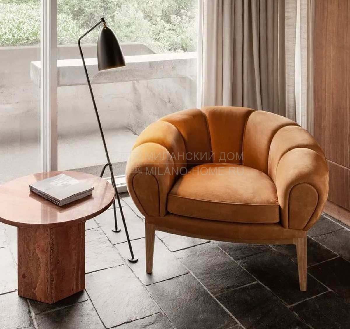 Круглое кресло Croissant lounge chair из Дании фабрики GUBI