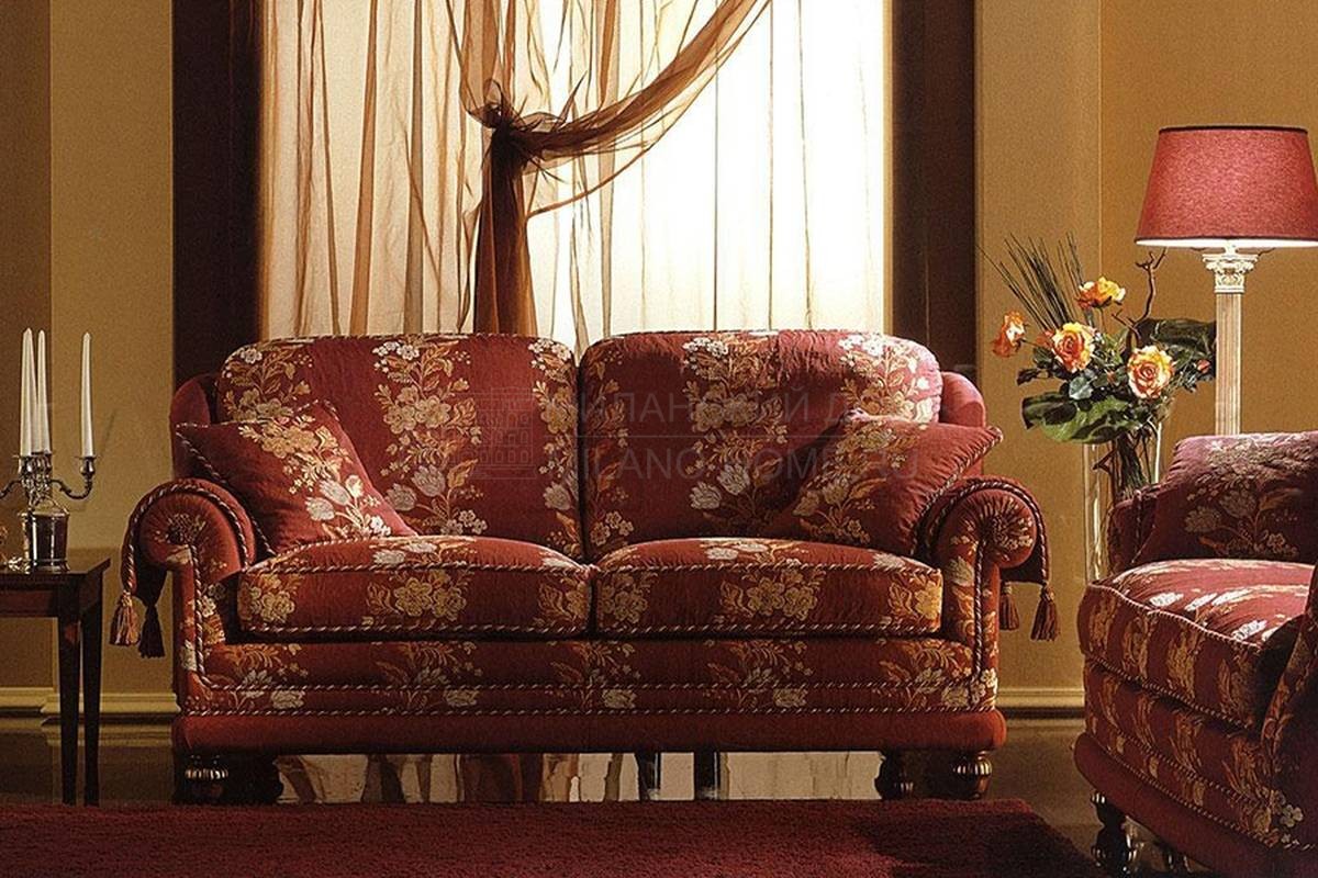 Прямой диван Camilla из Италии фабрики PIGOLI