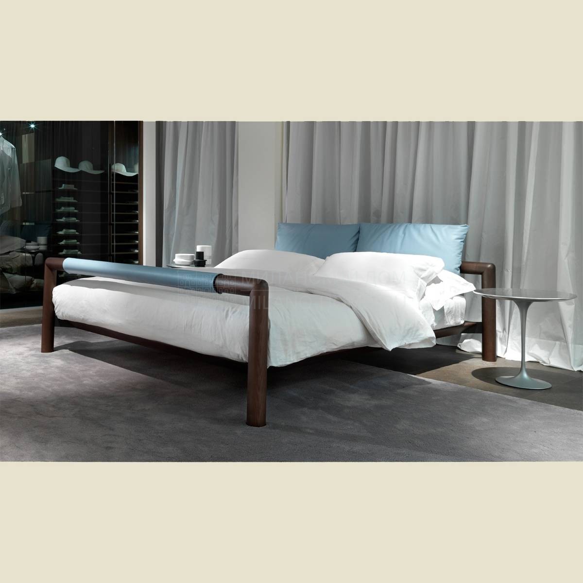 Двуспальная кровать Charlotte / bed из Италии фабрики BESANA