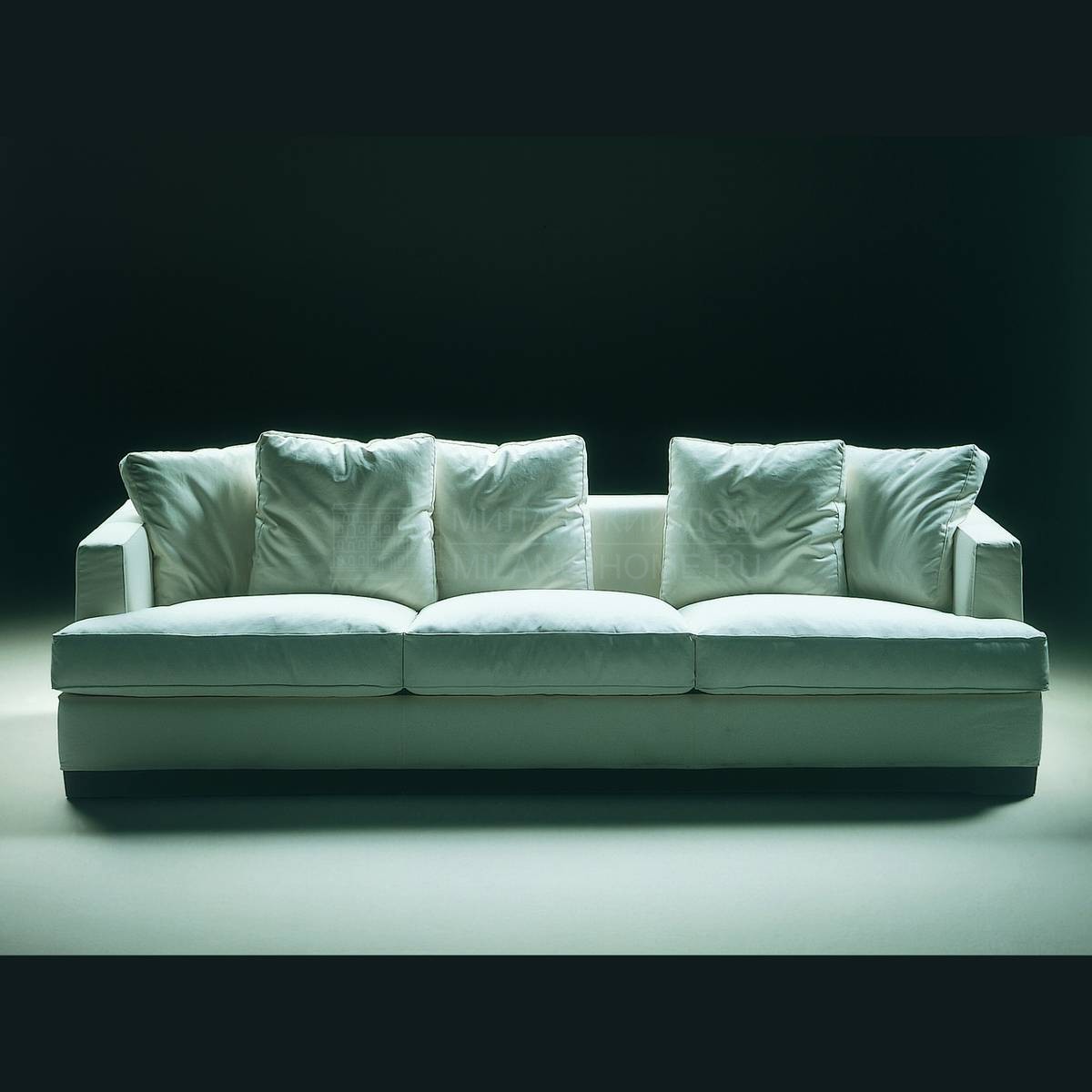 Прямой диван Eros /sofa из Италии фабрики FLEXFORM