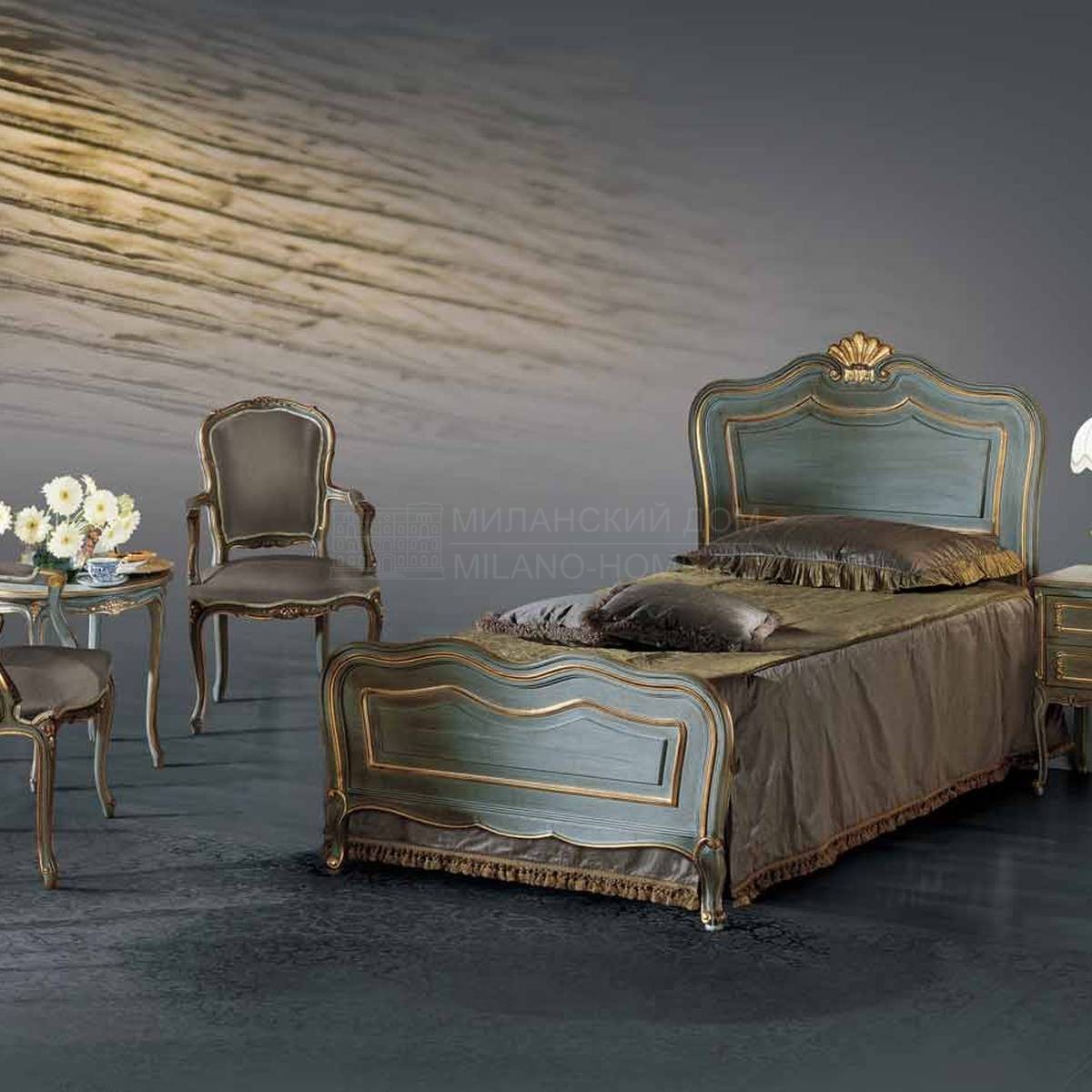 Кровать с деревянным изголовьем Strauss art.7107-10 из Италии фабрики ANGELO CAPPELLINI 