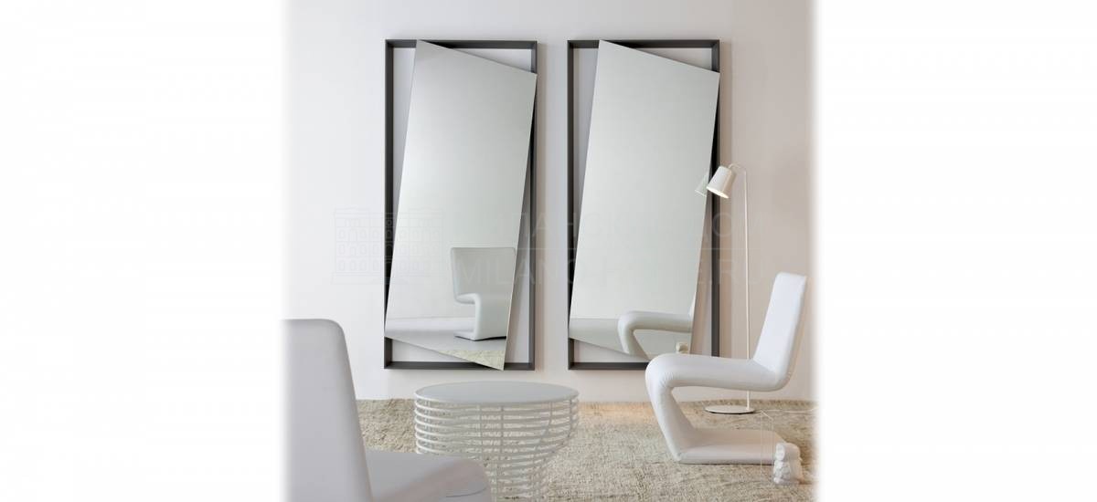 Зеркало настенное Hang Up /mirror из Италии фабрики BONALDO