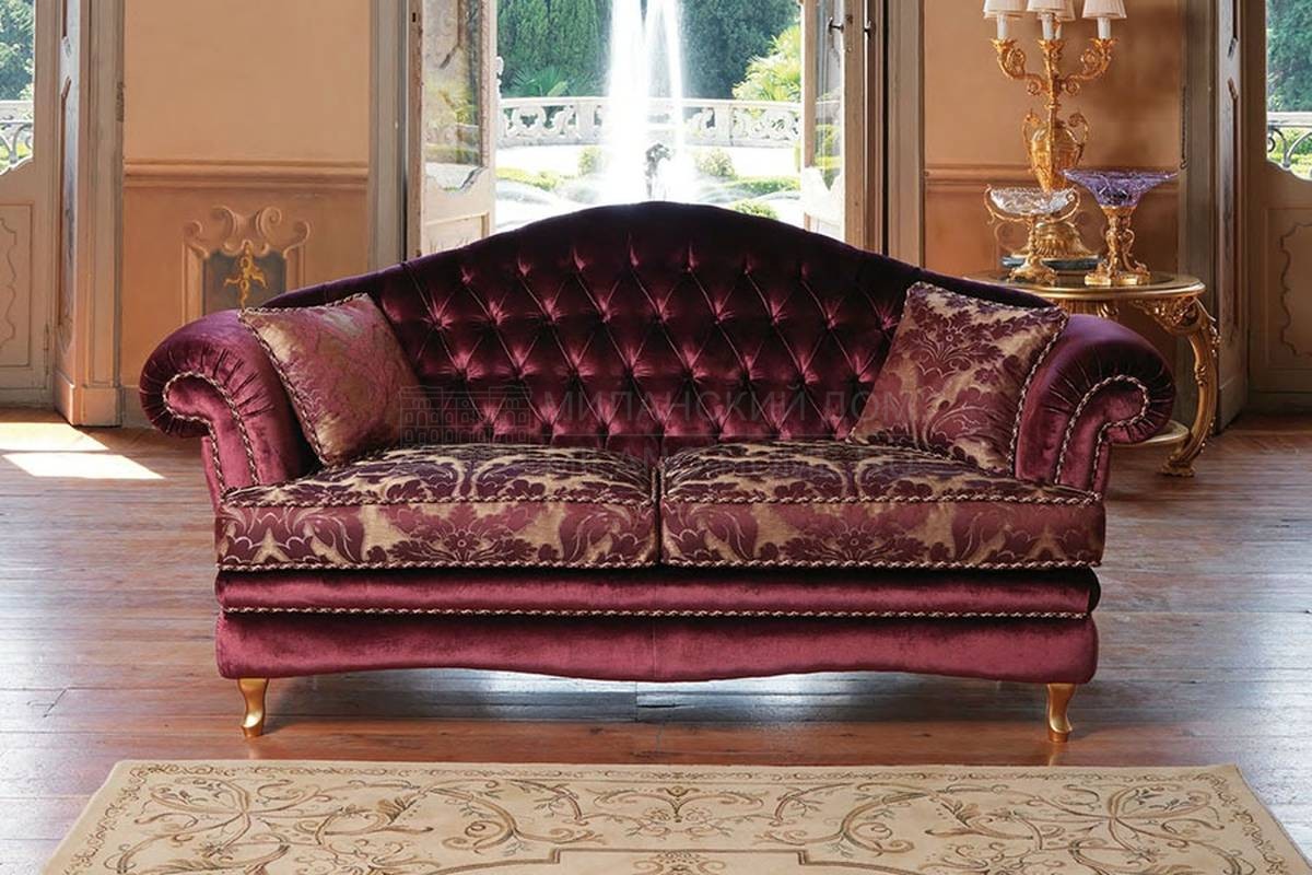 Прямой диван Segesta capitonne из Италии фабрики PIGOLI