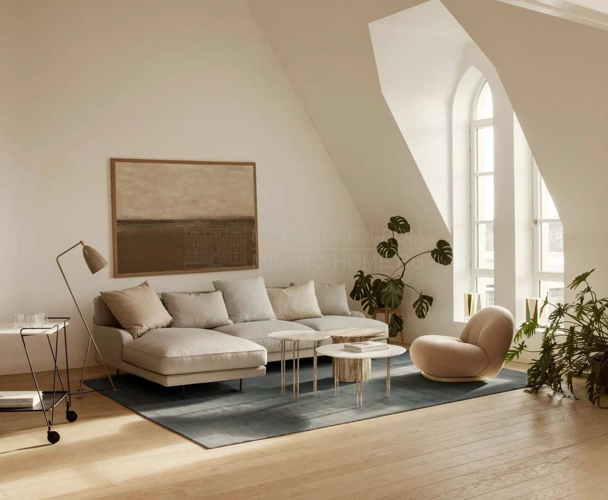 Прямой диван Flaneur sofa lounge chaise из Дании фабрики GUBI