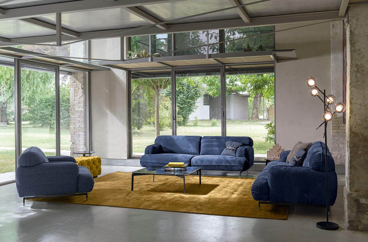 Прямой диван Noma sofa из Италии фабрики PRIANERA