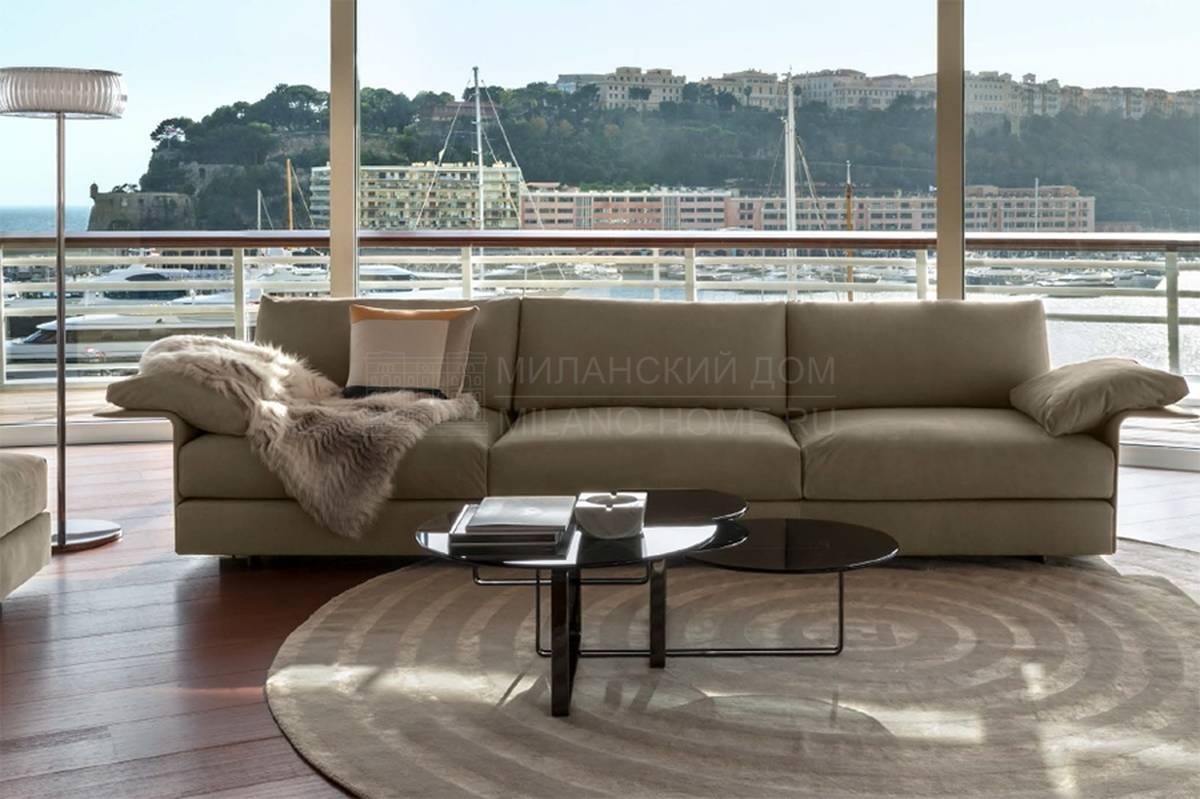 Прямой диван Hampton из Италии фабрики FENDI Casa