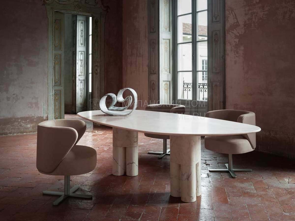 Обеденный стол Tria dining table из Италии фабрики GHIDINI 1961