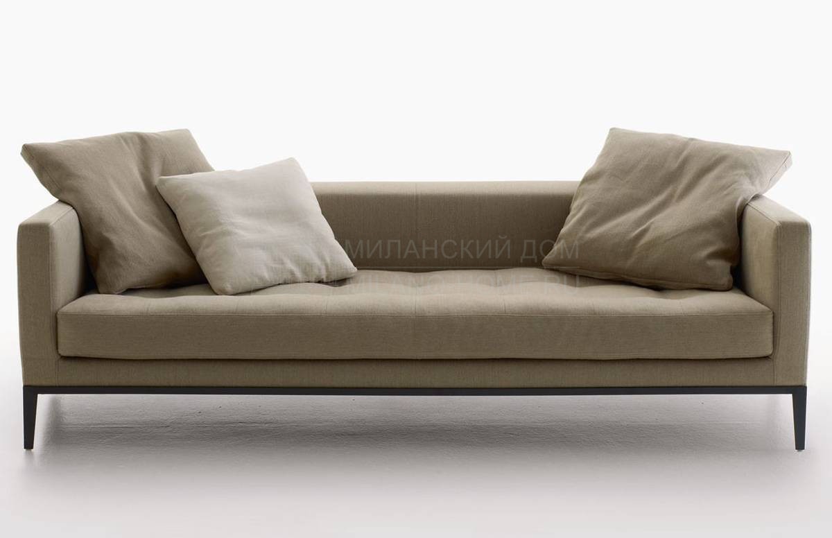 Прямой диван Simpliciter 8SMT из Италии фабрики B&B MAXALTO
