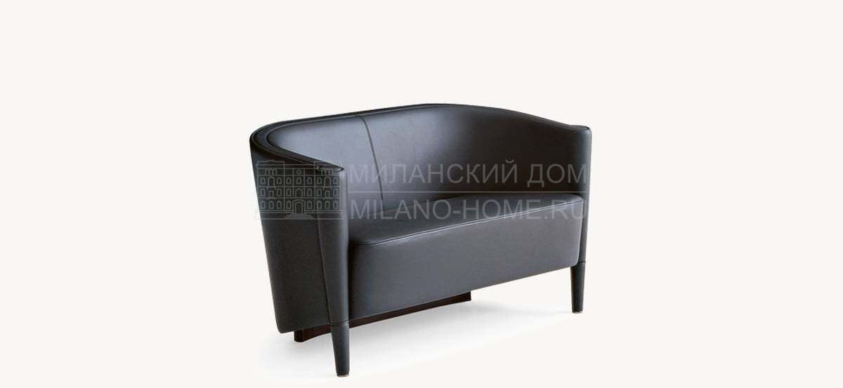 Прямой диван Rich / art.RL0002, RI006T из Италии фабрики MOROSO