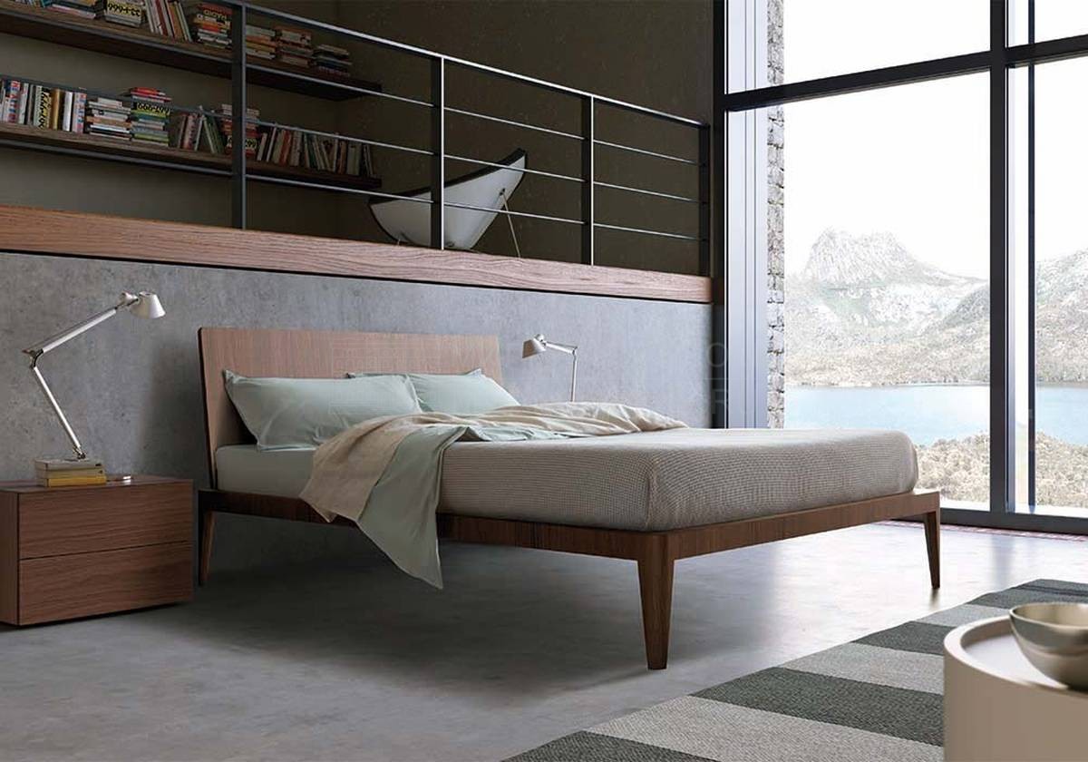 Кровать с мягким изголовьем Spillo из Италии фабрики PIANCA