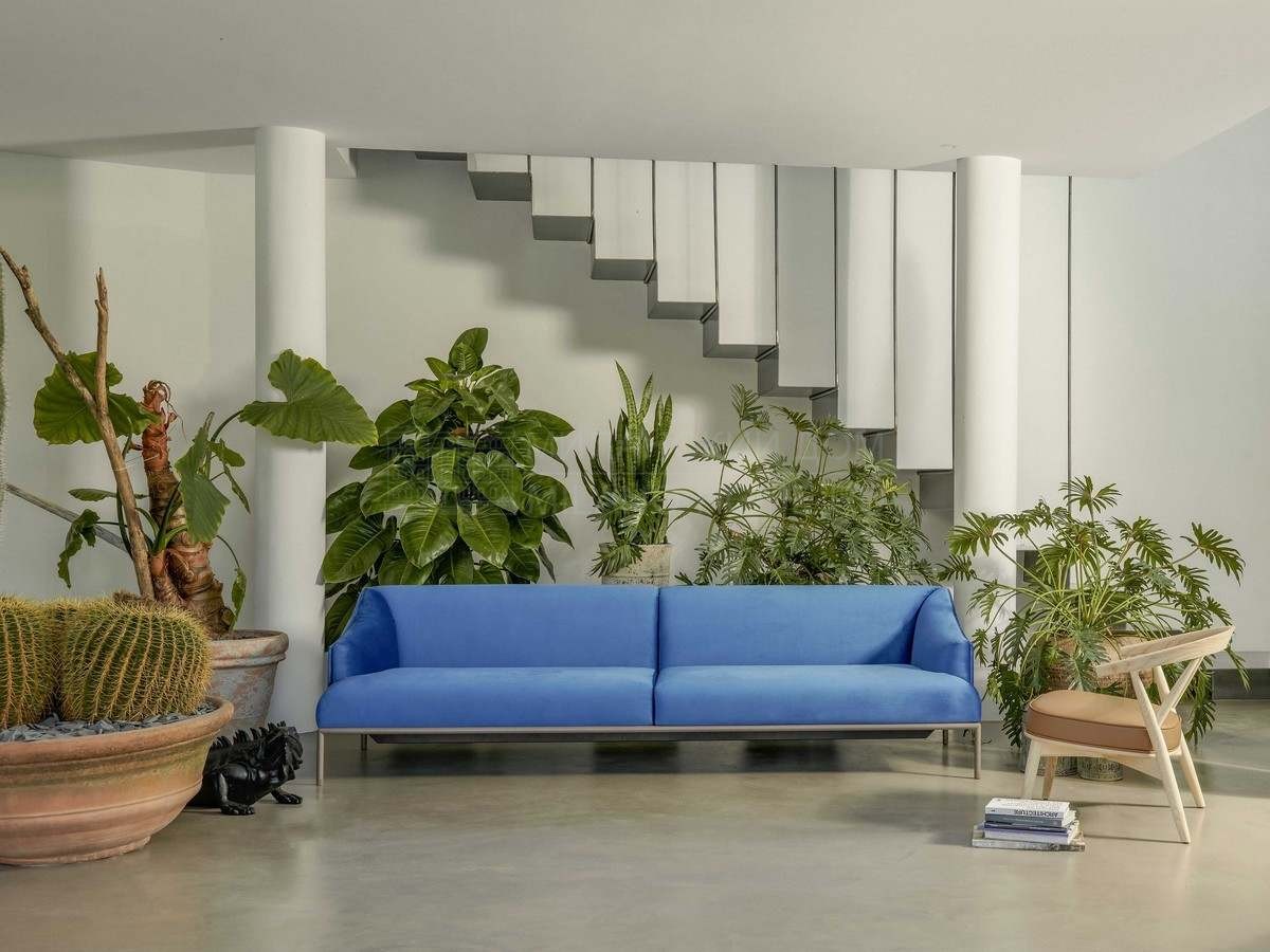 Прямой диван High time sofa из Италии фабрики CAPPELLINI